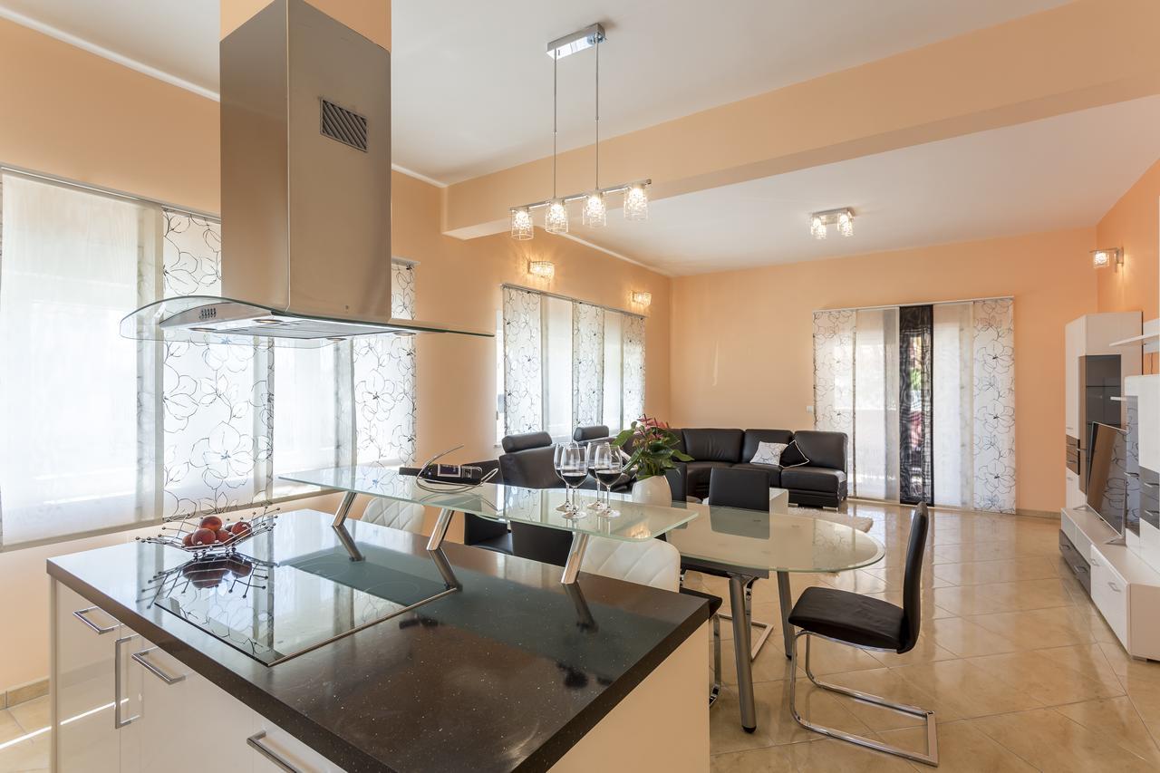 Apartmani Lukic 斯普利特 外观 照片